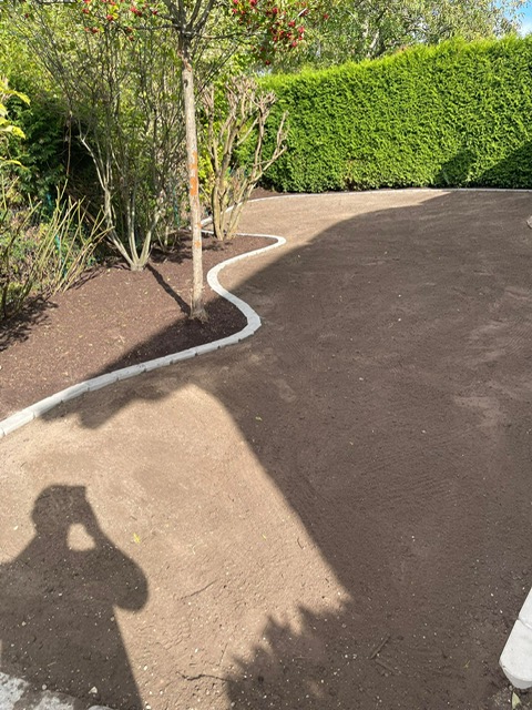 ed56a1eb-34d2-446b-a962-01a7eab193c2